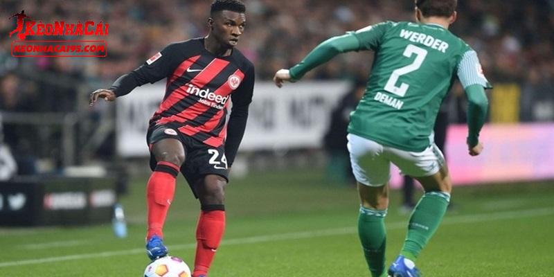 Soi kèo Bremen vs Frankfurt