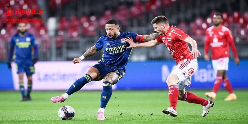 Soi kèo Lyon vs Brest